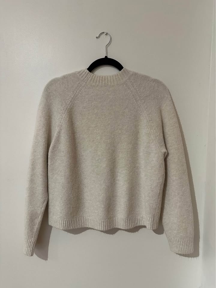 UNIQLO Soufflé Yarn Short Cardigan, Off White, Women’s Size Smal - photo 2