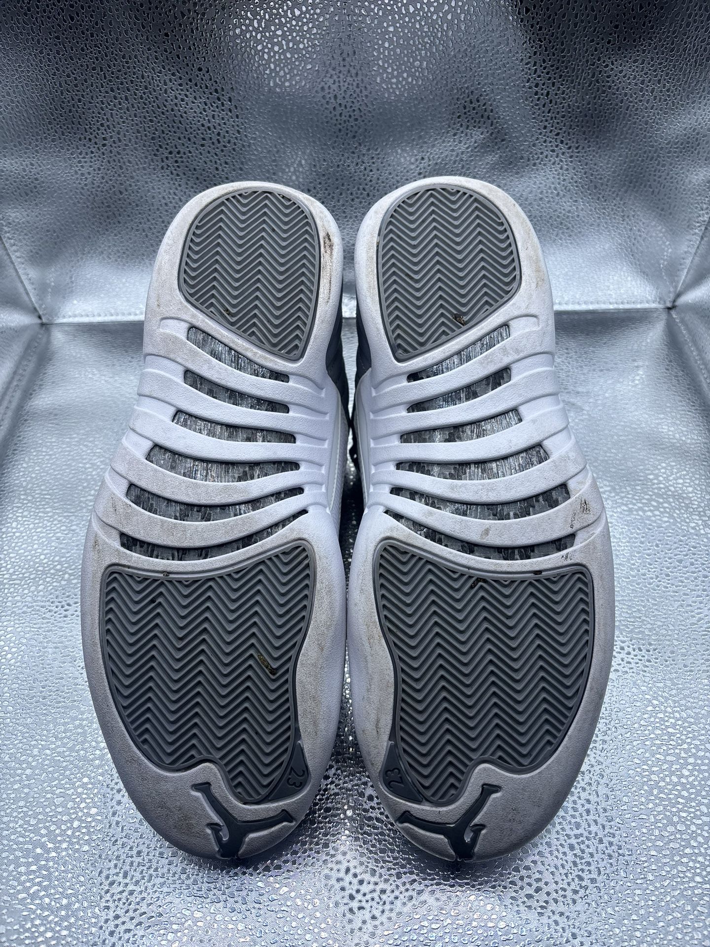 Air Jordan 12 Stealth - photo 3