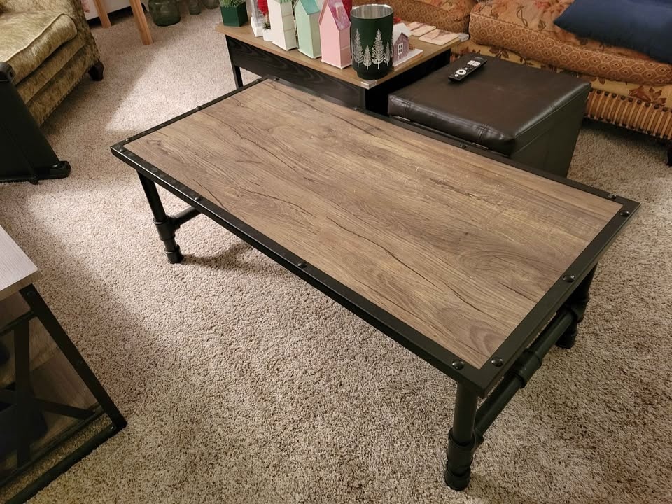 Cool Wooden Coffee Table - photo 2