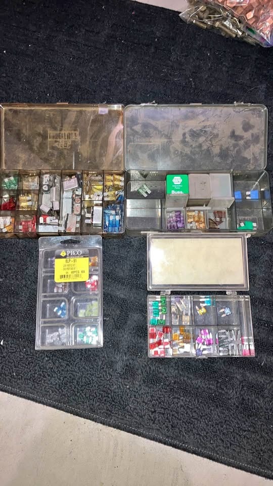 Assorted Fuses