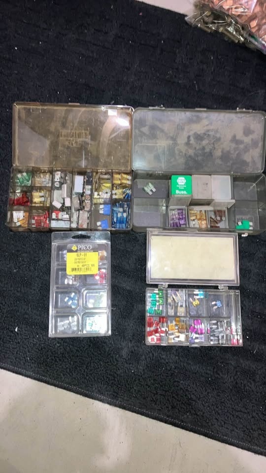 Assorted Fuses - photo 2