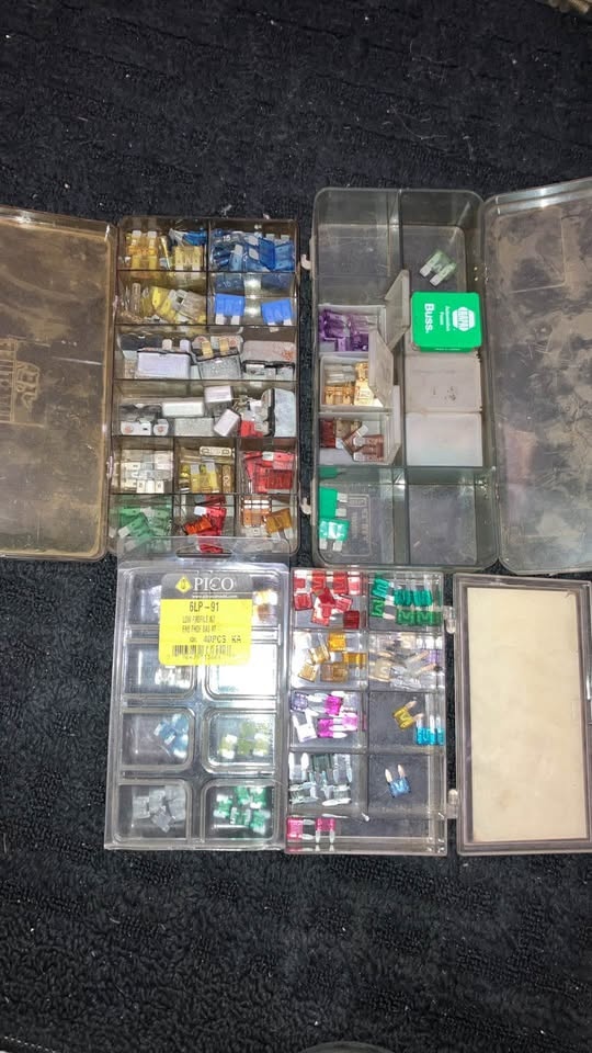 Assorted Fuses - photo 3
