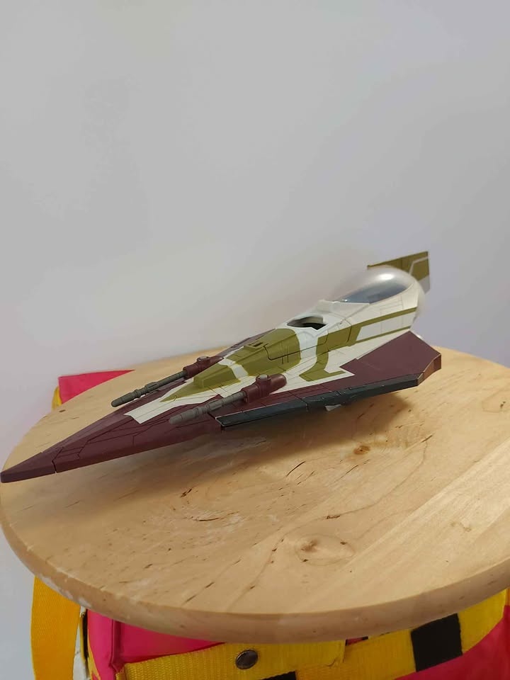Hasbro Star Wars Clone Wars Kit Fisto Jedi Starfighter - 2010 - photo 2