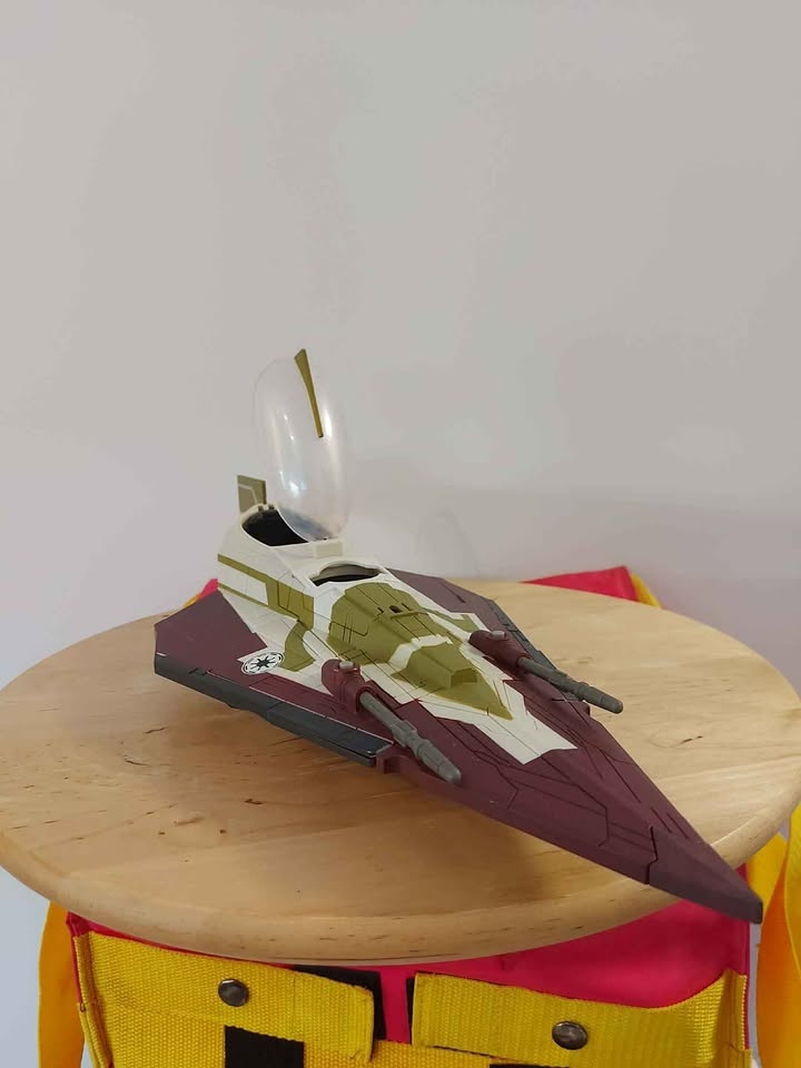 Hasbro Star Wars Clone Wars Kit Fisto Jedi Starfighter - 2010 - photo 4