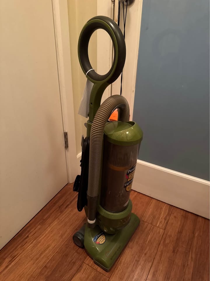 Eureka Bagless Corded Vacuum - photo 2