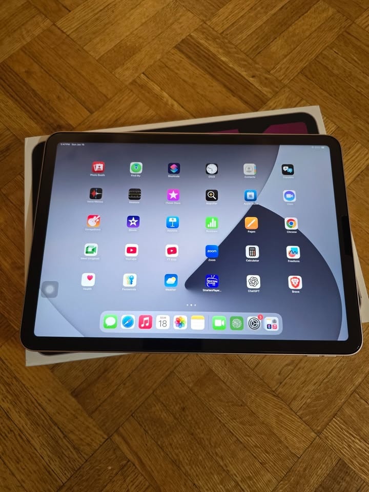 Apple iPad Air 5th Generation - Brand new - photo 3