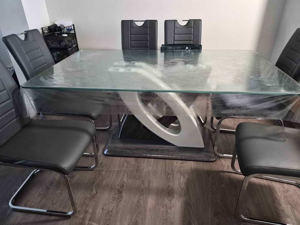 Dining Table with 6 Chairs - photo 3