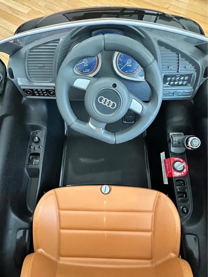 Audi R8 Spyder Kids Ride-On Car – Licensed & Loaded! 🥕 image indicator(4)