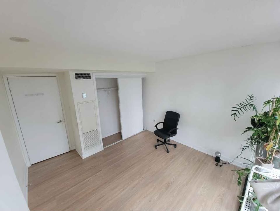 Bedroom with Private Bath for Rent in Shared Condo - photo 2