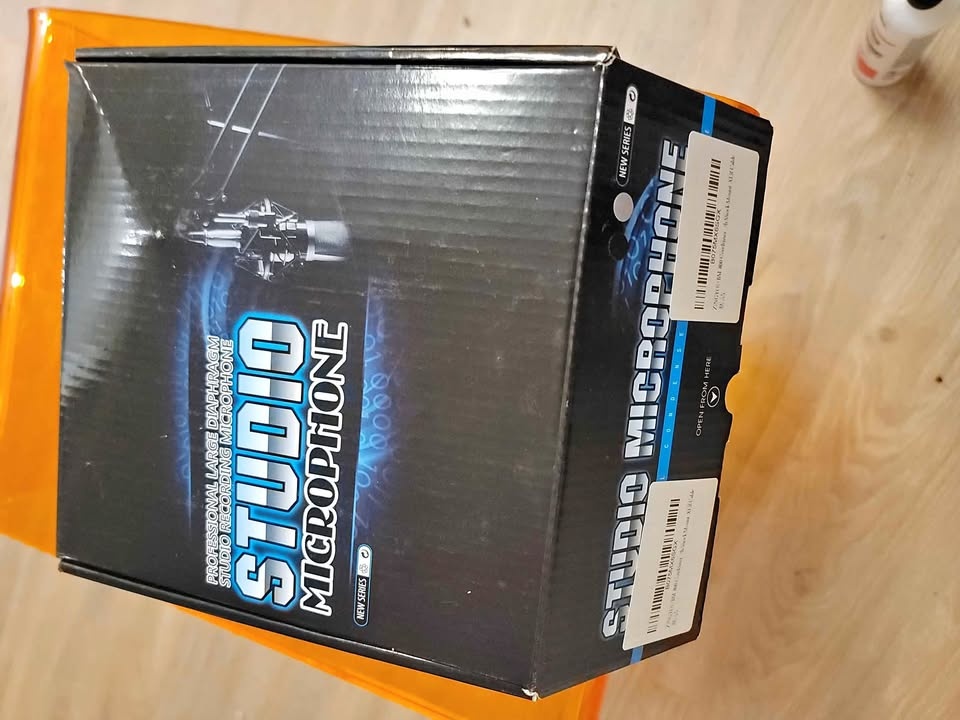 BNIB Studio Microphone