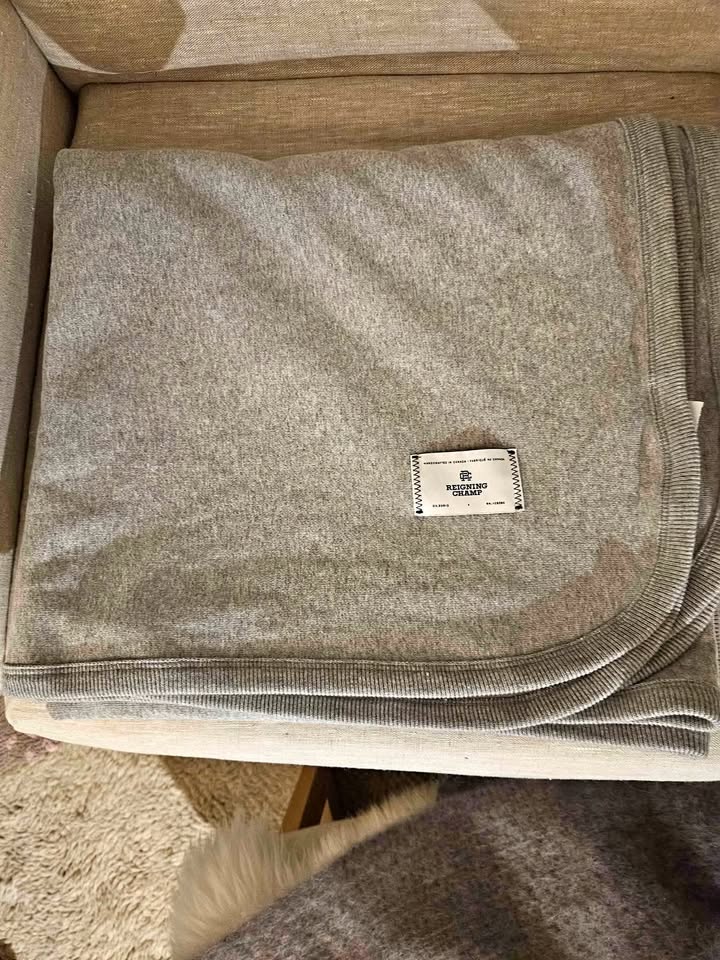 Reigning Champ Blanket