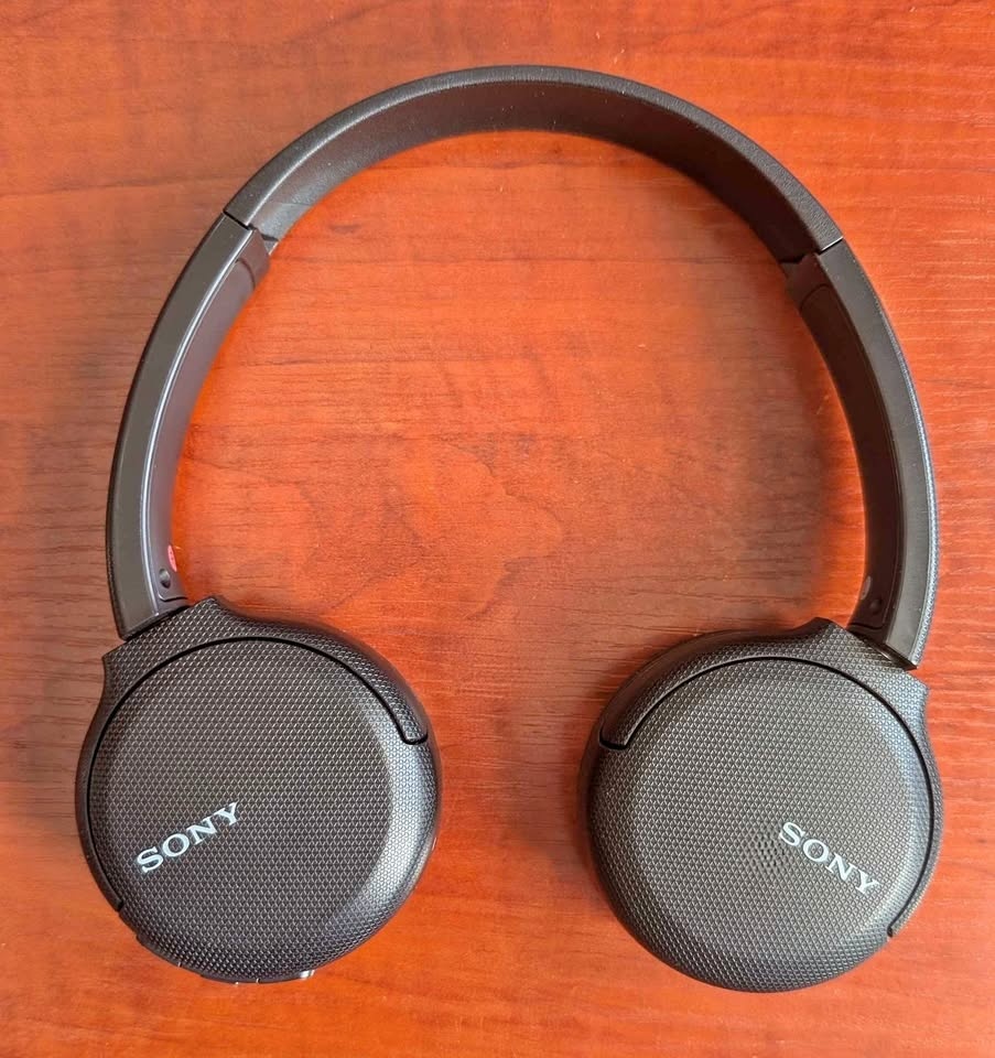 Sony WH-CH510 Wireless On-Ear Headphones, Black