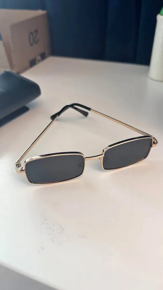 Rectangle glasses w gold frame