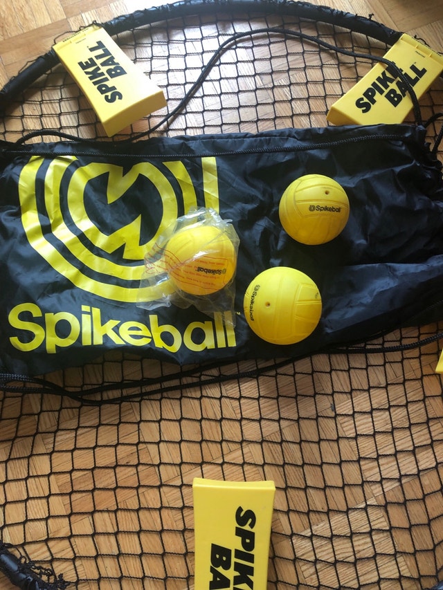 Spikeball