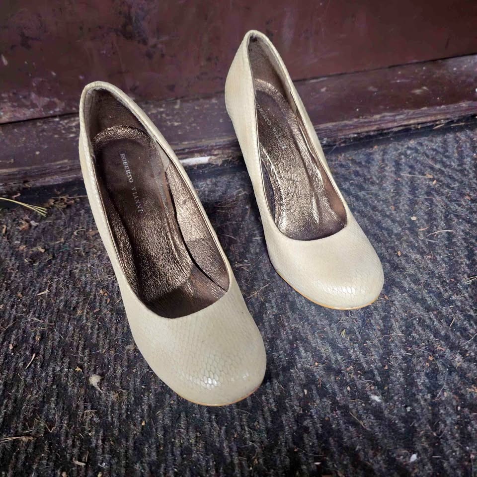 Roberto Vianni Snakeskin Heels