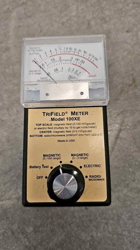 TriField 100XE meter