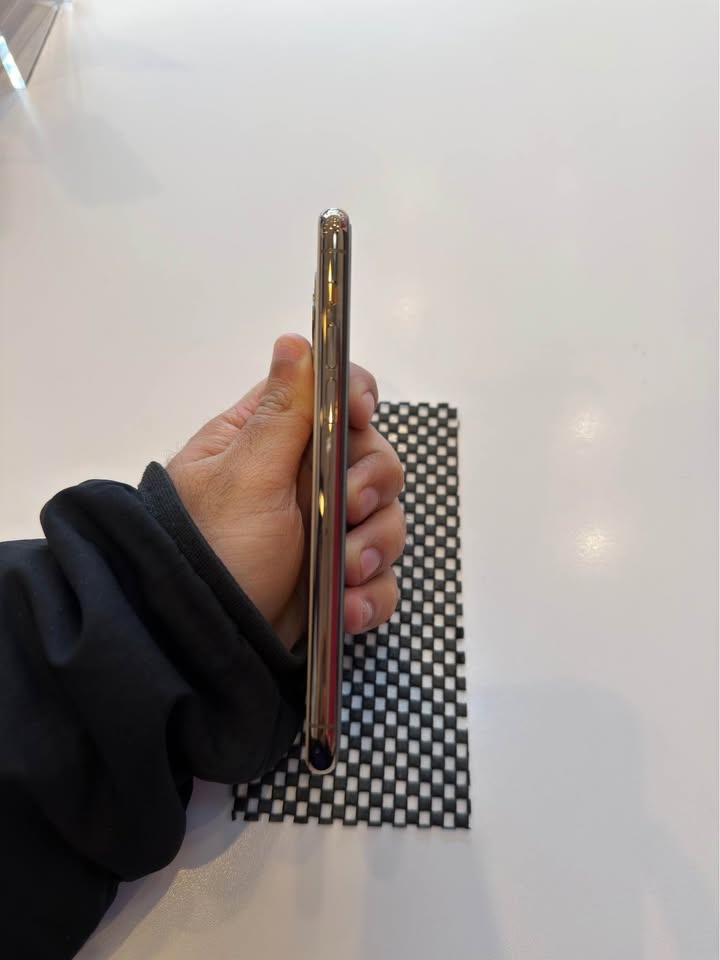 Like new iPhone 11 Pro 64GB - photo 3