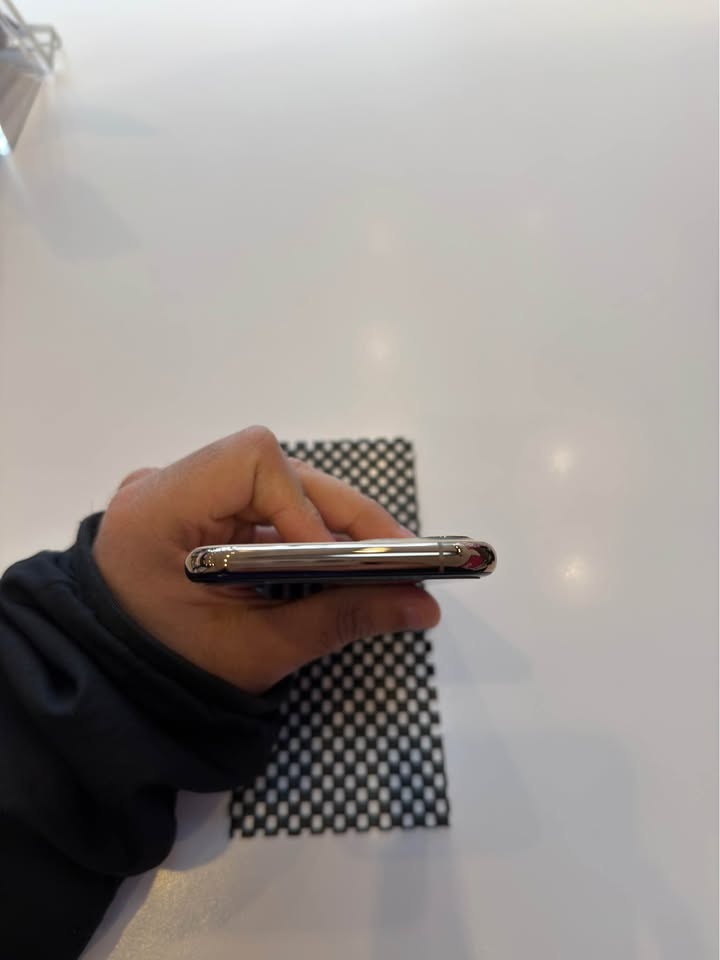 Like new iPhone 11 Pro 64GB - photo 4