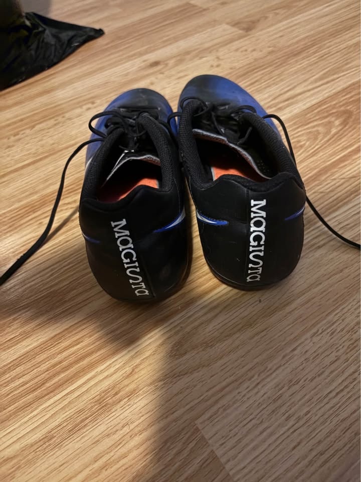 Nike Cleats Size 8 Men's - photo 3