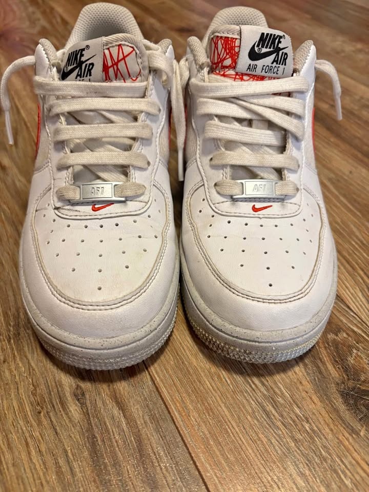 Nike Air Force 1s Youth 5.5