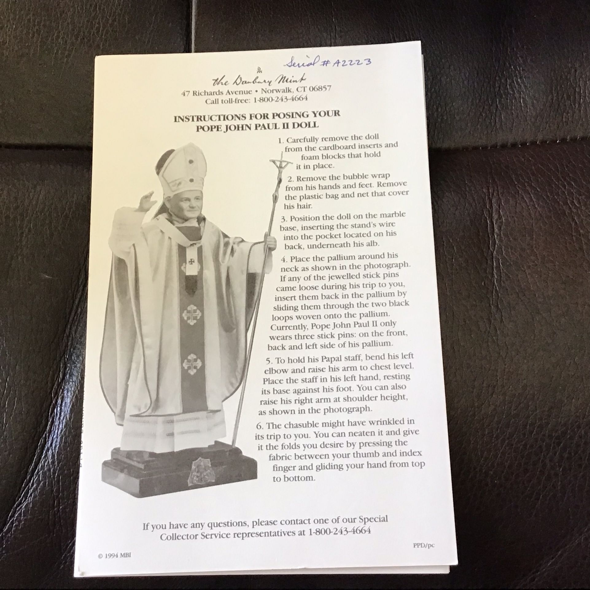 Pope John Paul II Statue by Elke Hutchens - photo 5