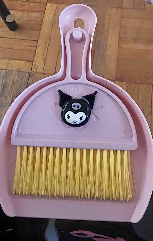 Kuromi mini broom & dustpan set