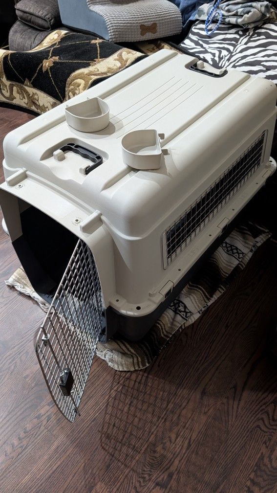 Petmate 32" Ultra Vari Kennel