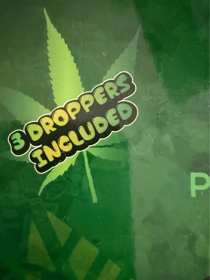 Silicone Weed Leaf Gummy Mold image indicator(3)