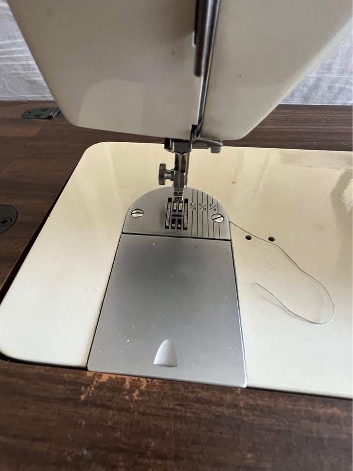 Vintage Brother Pacesetter XL706 sewing machine - photo 2