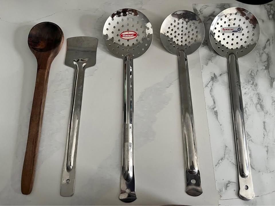 Stainless steel & wooden kitchen skimmers and spatula