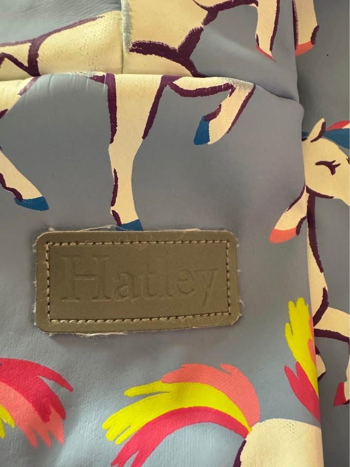 Like new girls Hatley rain coat size 2 - photo 4