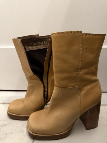 Vintage Candies Women's Beige Chunky Heeled Boots Size 8