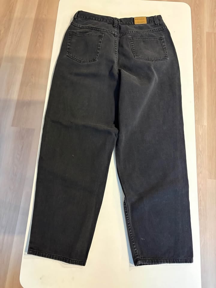 Black Nevada Jeans Size 13/14 - photo 3
