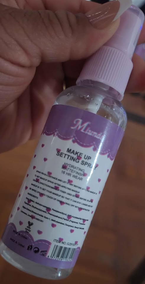 Kuromi Setting Spray - photo 2