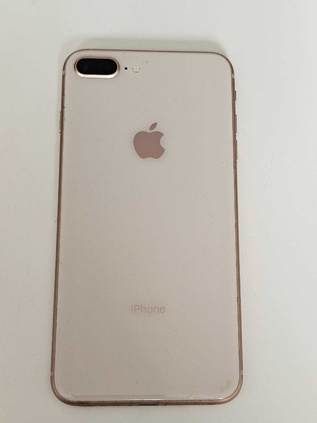 iPhone 8 Plus, 64 GB Rose Gold Unlocked - photo 2