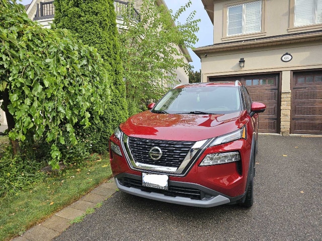 2021 Nissan Rogue SV Premium Lease Takeover - photo 3