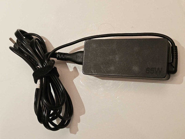 Lenovo Laptop 65W Charger