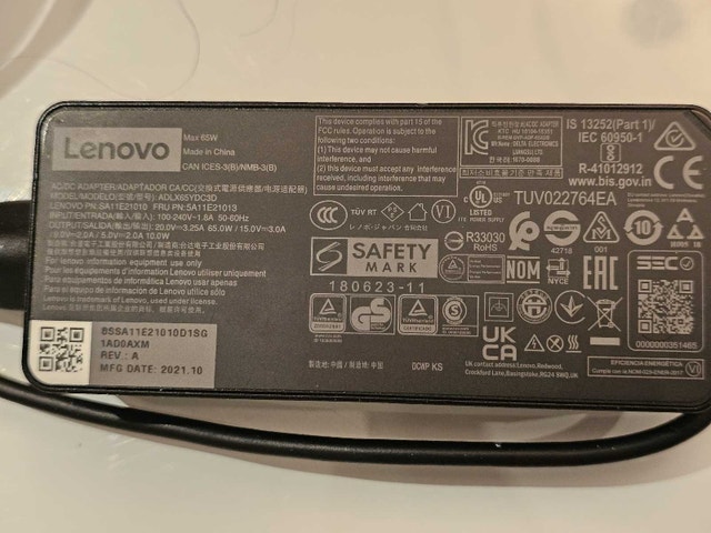 Lenovo Laptop 65W Charger - photo 3