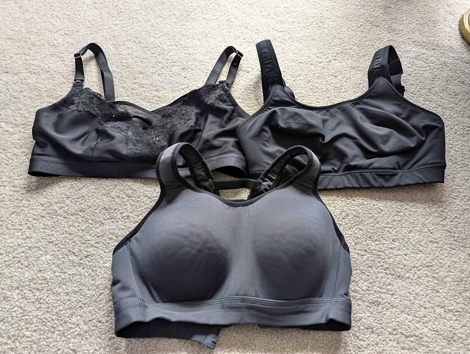 Small maternity/nursing bras bundle (3)