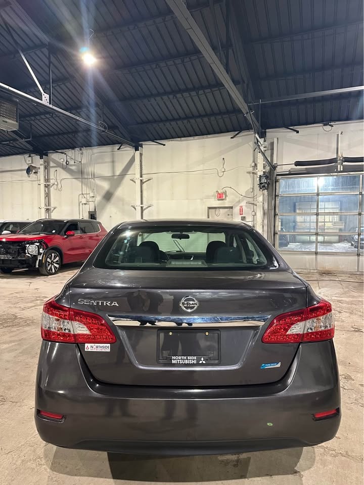 2015 Nissan Sentra S - photo 4