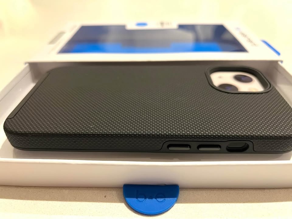 Blu Element iPhone 14 / 13 Armour 2X Case - Black - photo 4