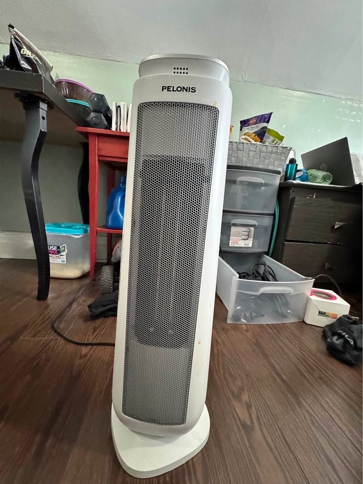 Pelonis Tower Space Heater