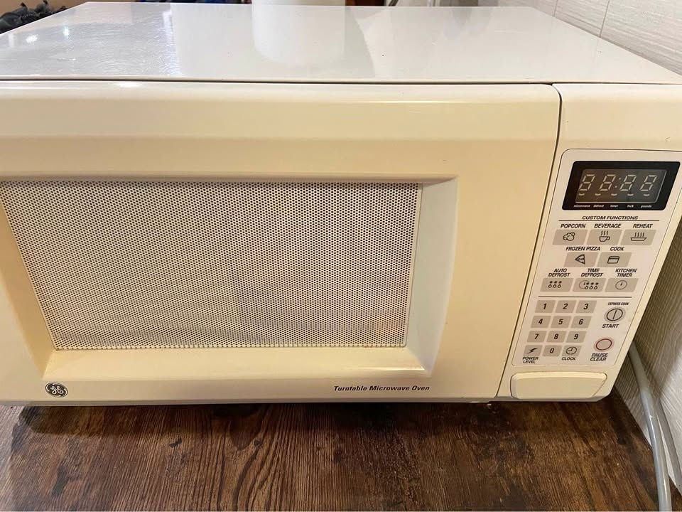 White GE Microwave