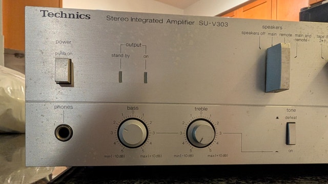 Technics SU-V303 Stereo Integrated Amplifier – Vintage, Good Con - photo 2