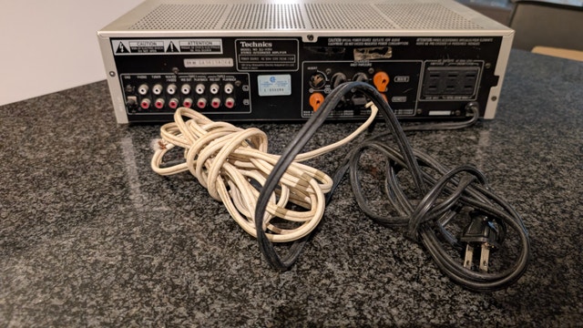 Technics SU-V303 Stereo Integrated Amplifier – Vintage, Good Con - photo 4