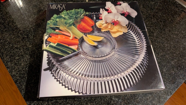 Mikasa Glass Sectioned Serving Tray – Brand New