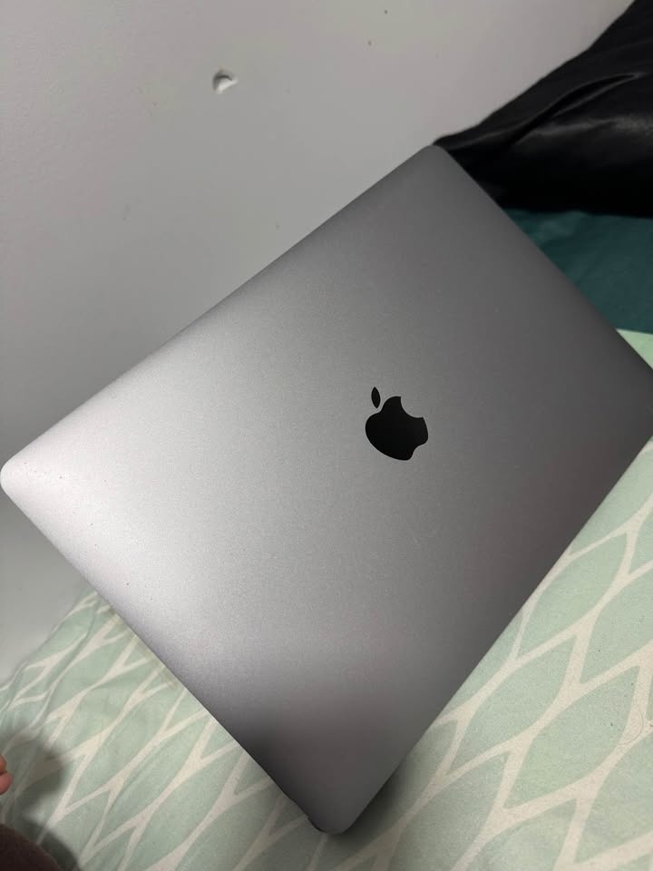 MacBook Air M1 – Like New - photo 3