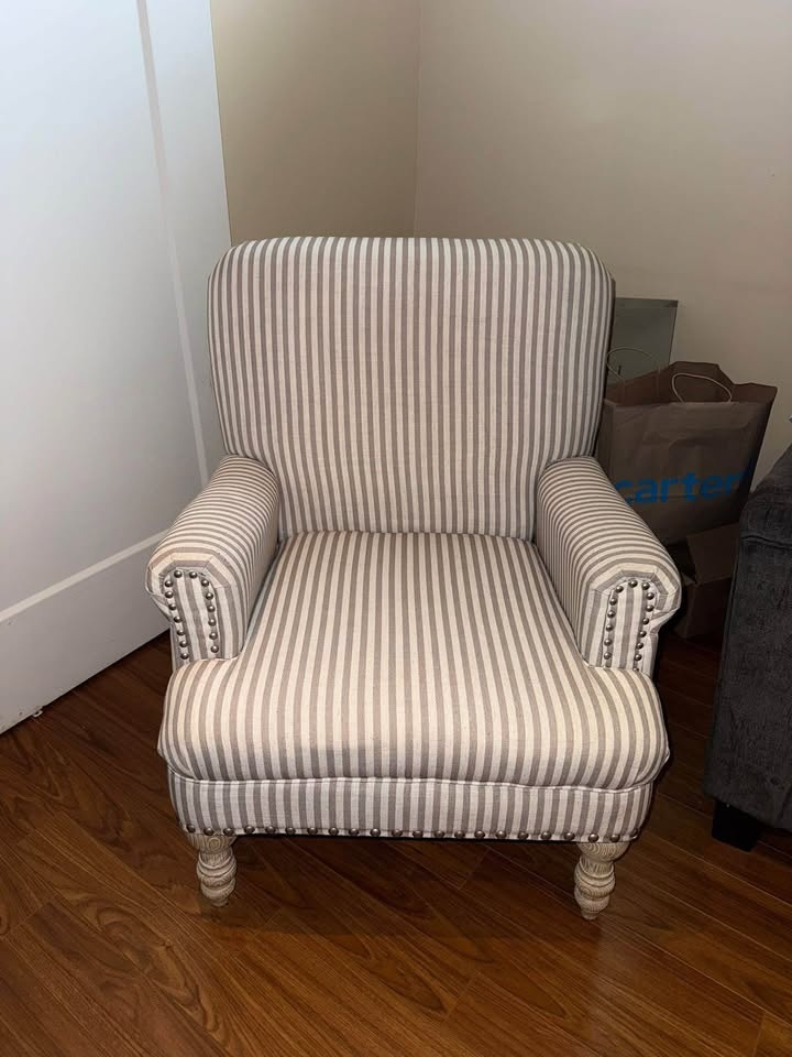 Single Seater Sofa