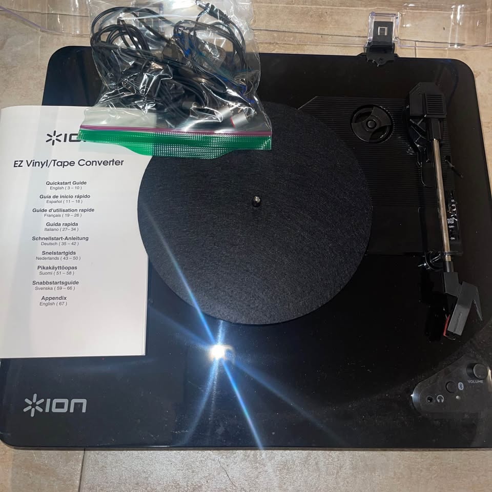 Record player /Converter With Bluetooth