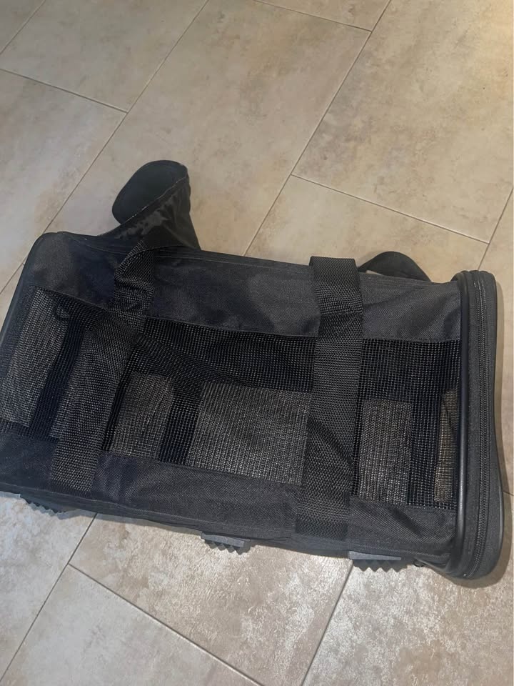 Pet traveling bag - photo 2
